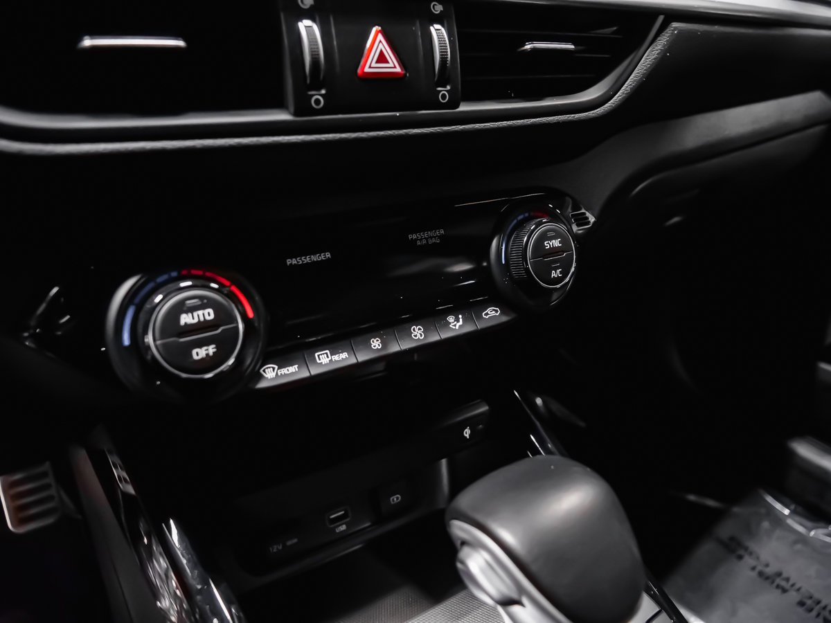 2023 Kia Forte5 GT Montreal - photo #12