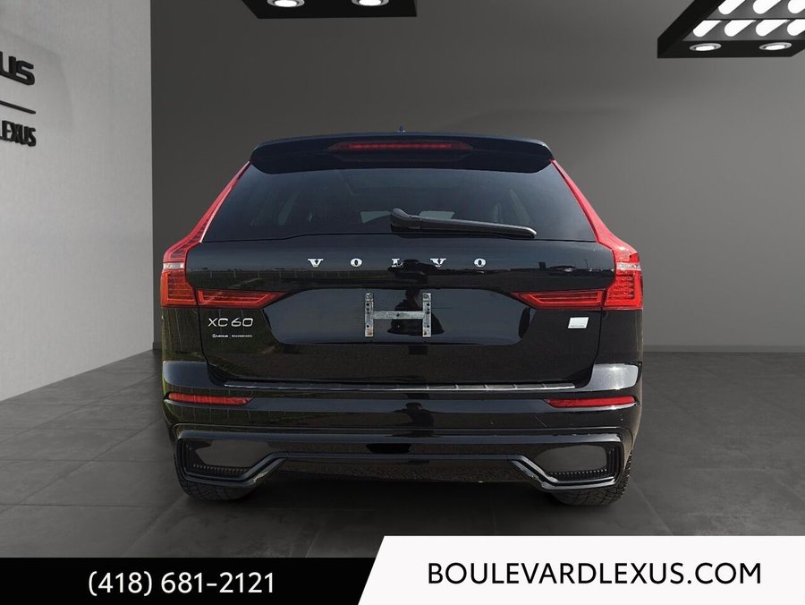2023 Volvo XC60 2023 Black