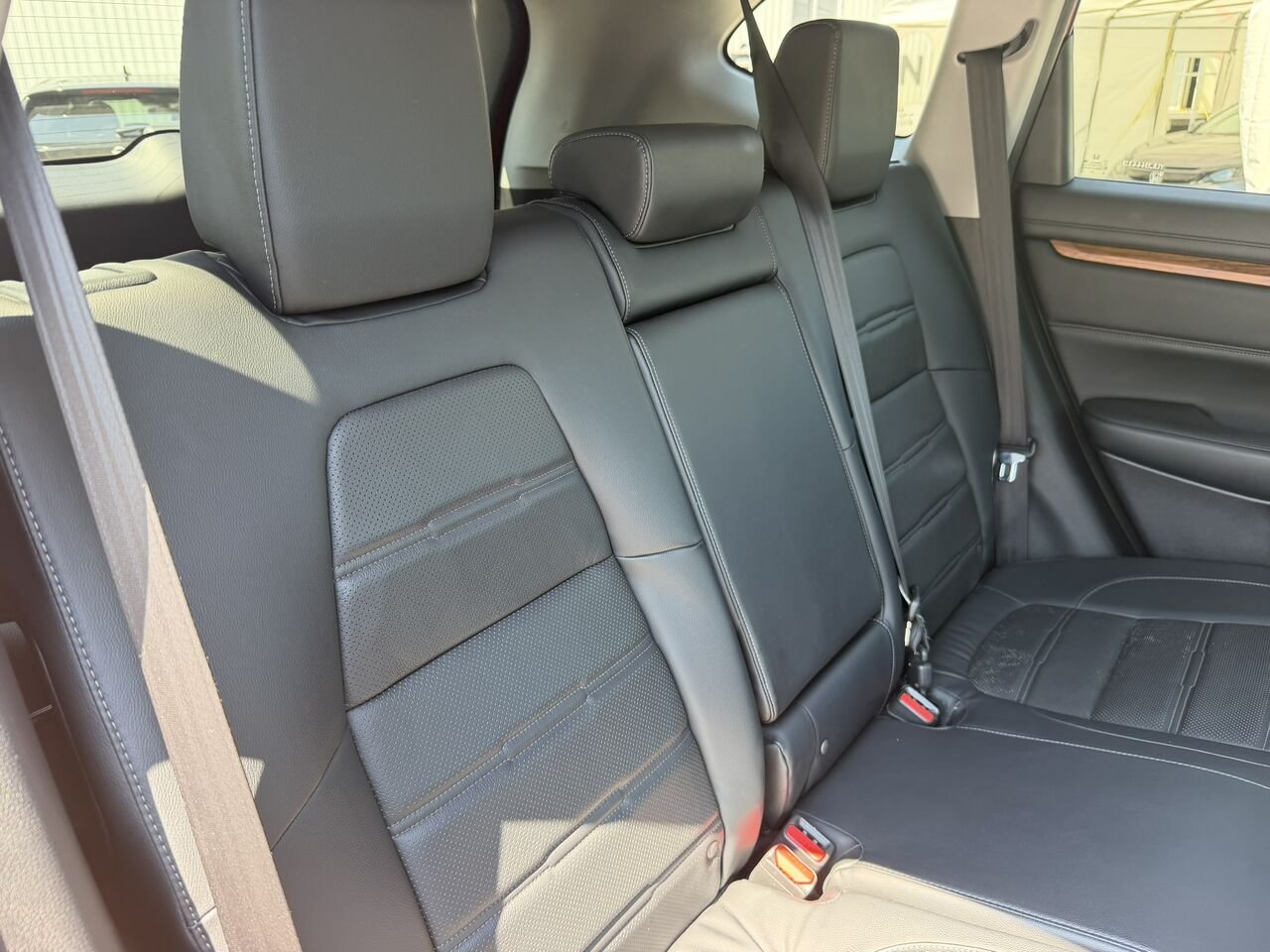 2017 Honda CR-V TOURING AWD Red Laval - photo #15