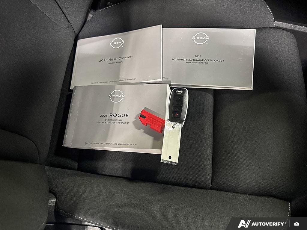 2025 Nissan Rogue 264050 | S Grey Edmonton - photo #9