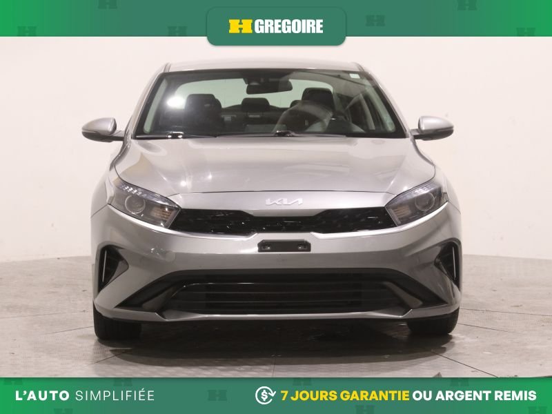 2022 Kia Forte Silver Blainville - photo #1