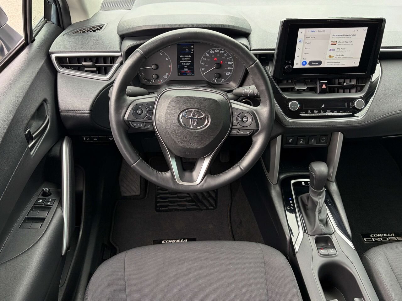 2023 Toyota Corolla Cross Blue Gatineau - photo #11