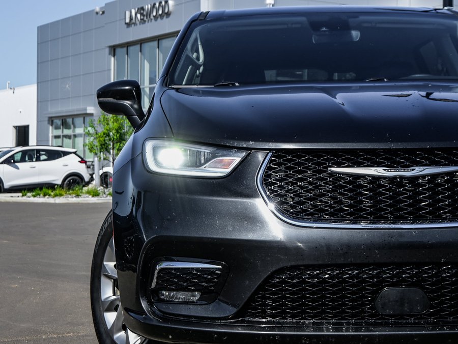 2023 Chrysler Pacifica 2023 Black