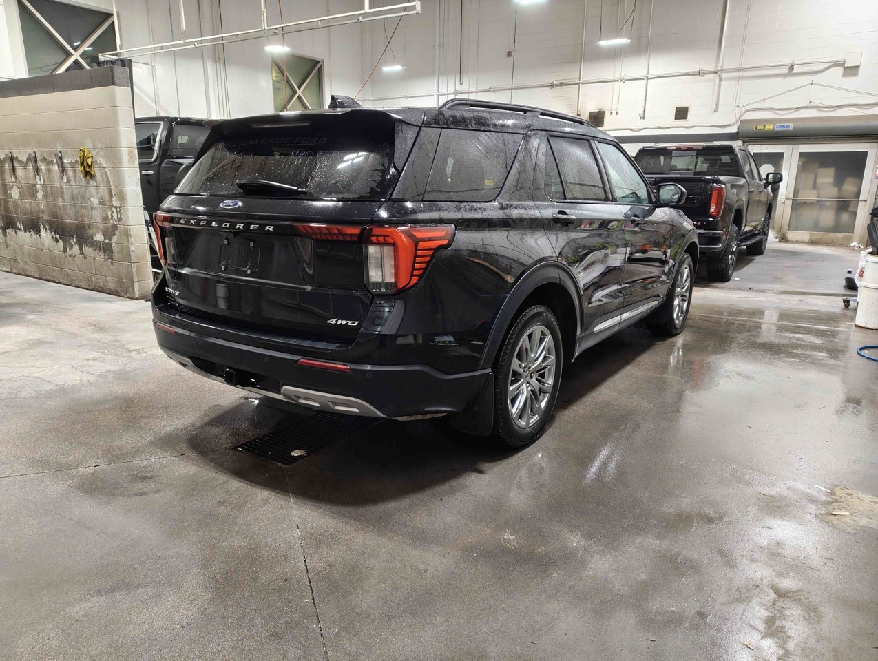 2025 Ford Explorer Active 4WD Black Sherwood Park - photo #5