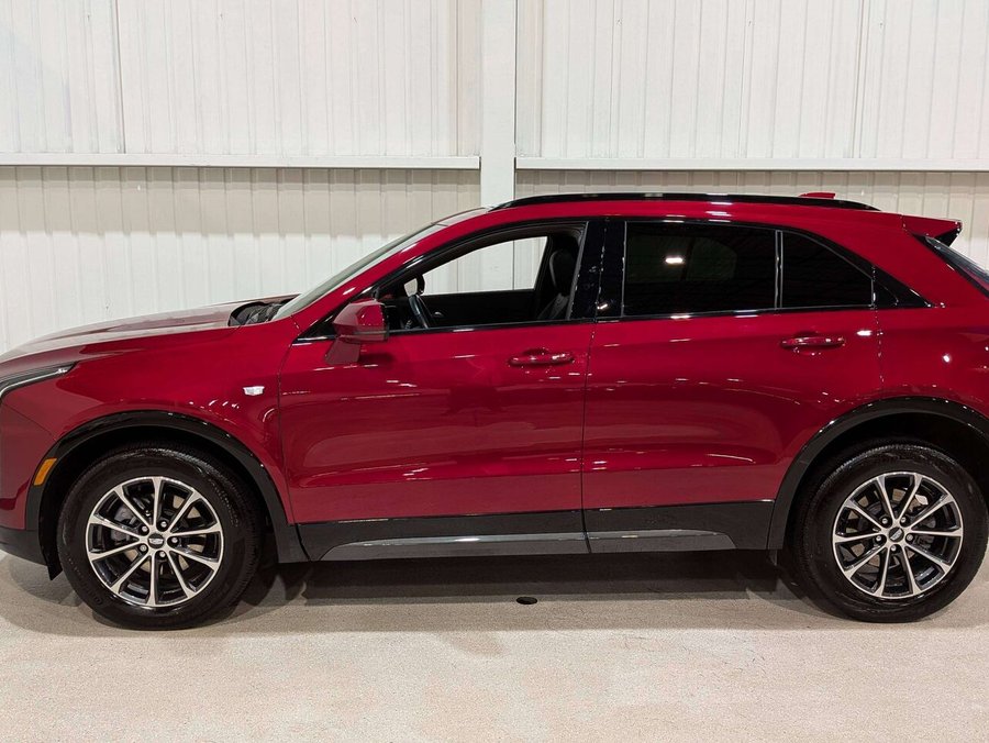 Cadillac XT4 AWD 4dr Sport 2024 Rouge