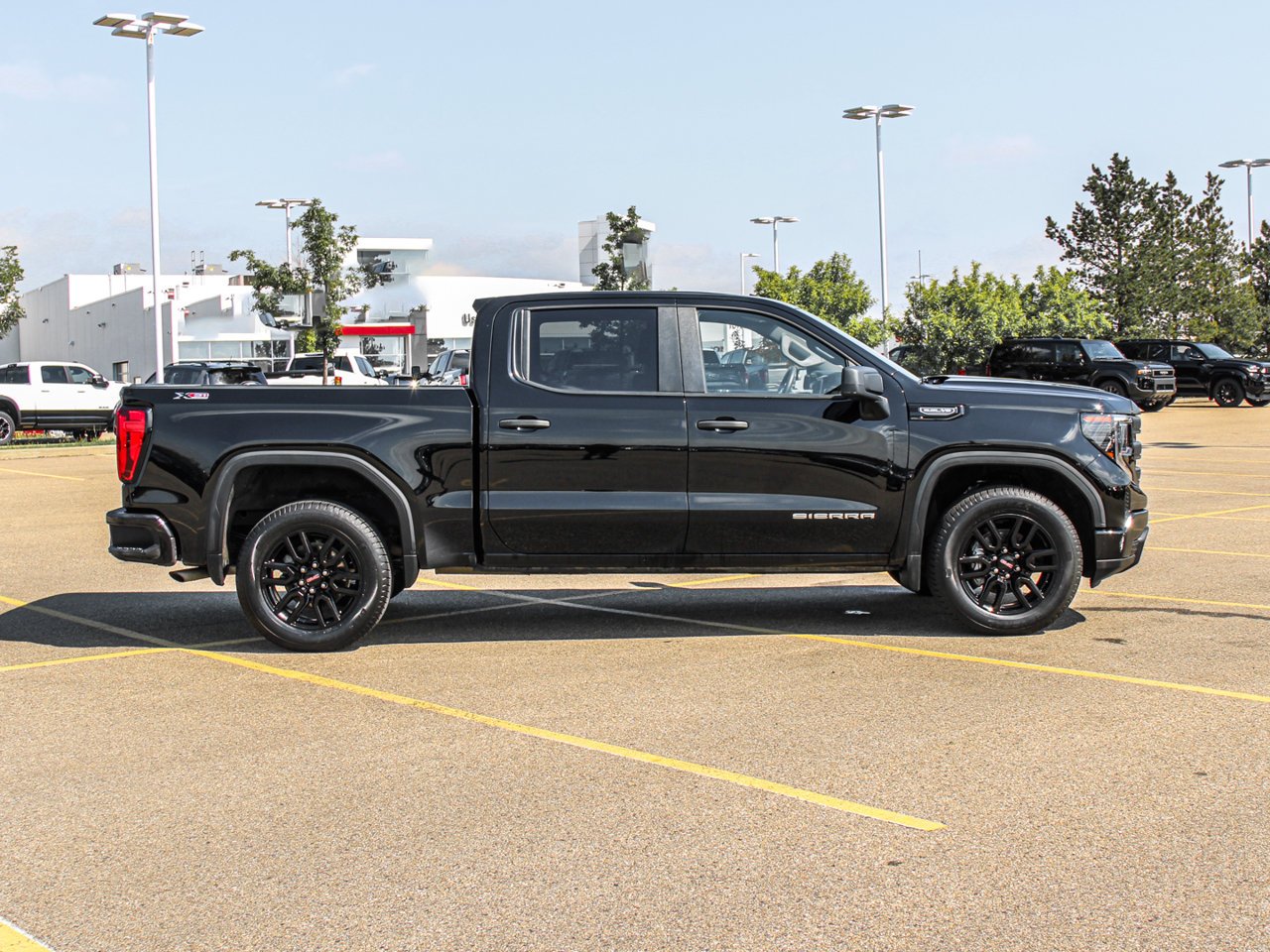 2024 GMC Sierra 1500 4WD Crew Cab 147 Pro Black Sherwood Park - photo #9