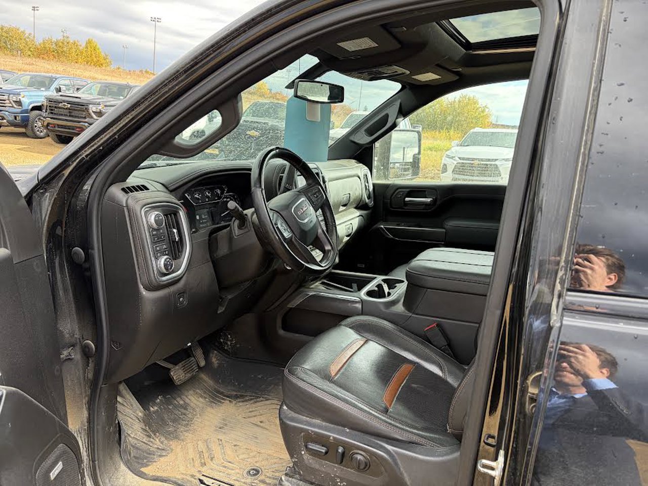 2023 GMC Sierra 2500HD 4WD Crew Cab 159 AT4 Black Sherwood Park - photo #6