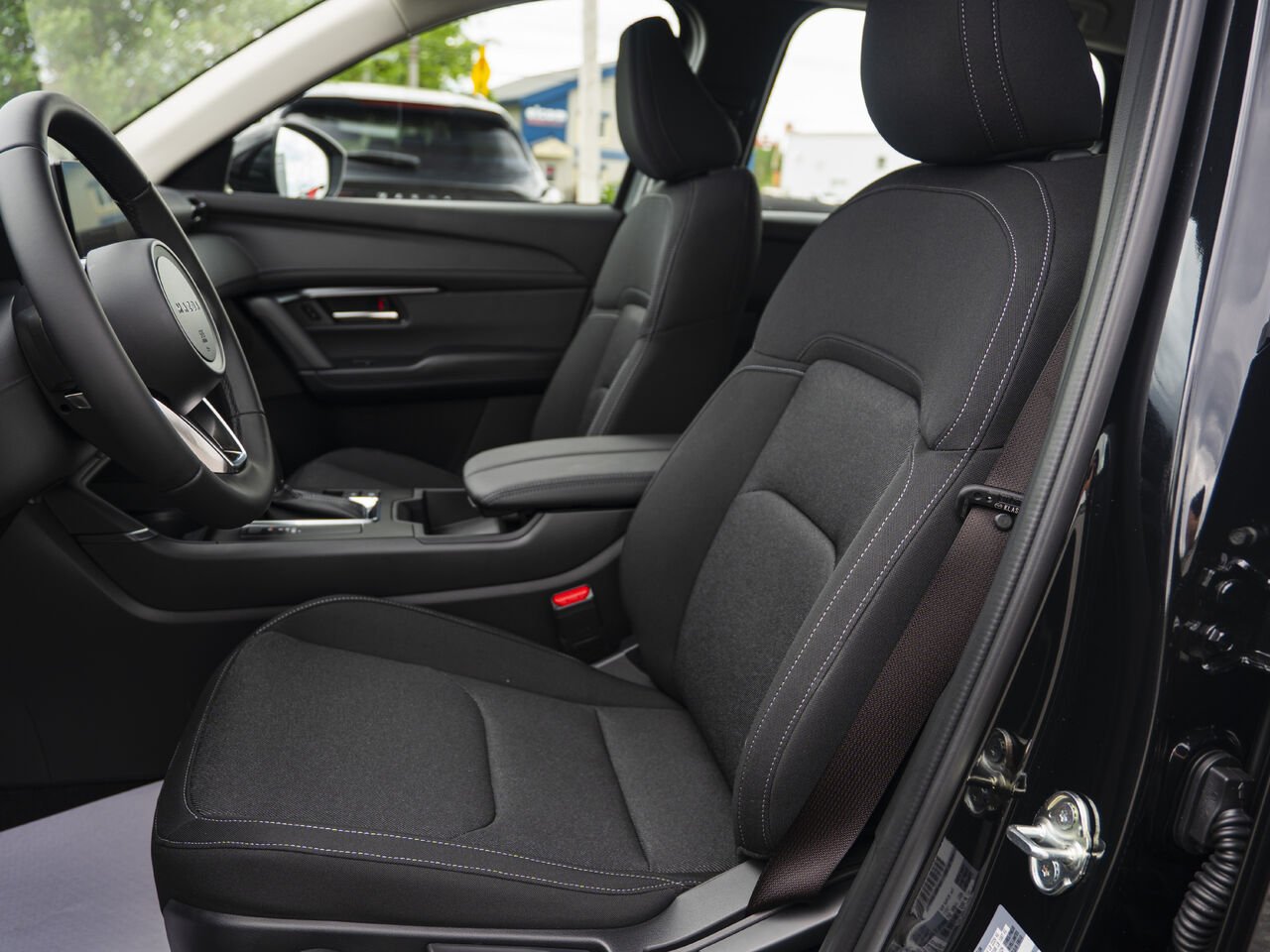 2026 MAZDA CX-5 Jet Black Mica Val-d'Or - photo #7