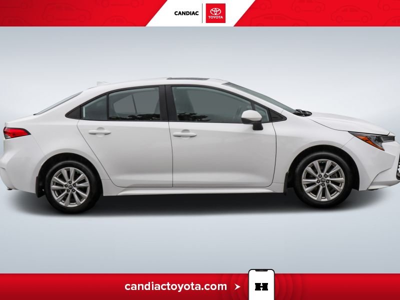 2025 Toyota Corolla White Blainville - photo #10