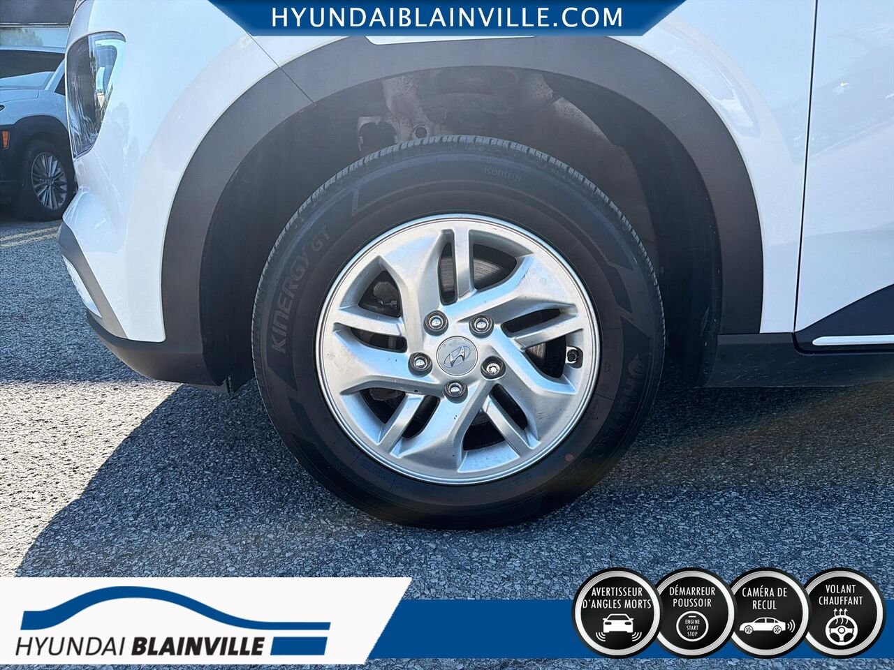 2022 Hyundai Venue White Blainville - photo #7