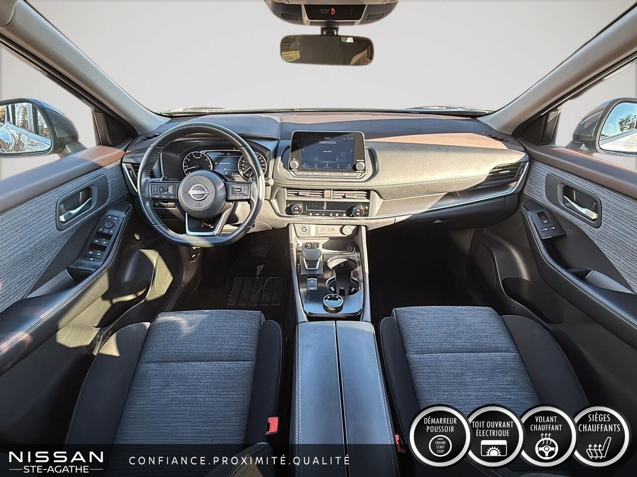 Nissan Rogue SV TI | 1 PROPRIÉTAIRE | TOIT OUVRANT PANORAMIQUE | CAMÉRA 360° | CARPLAY 2023 Gris Saint-Jérôme - photo #9