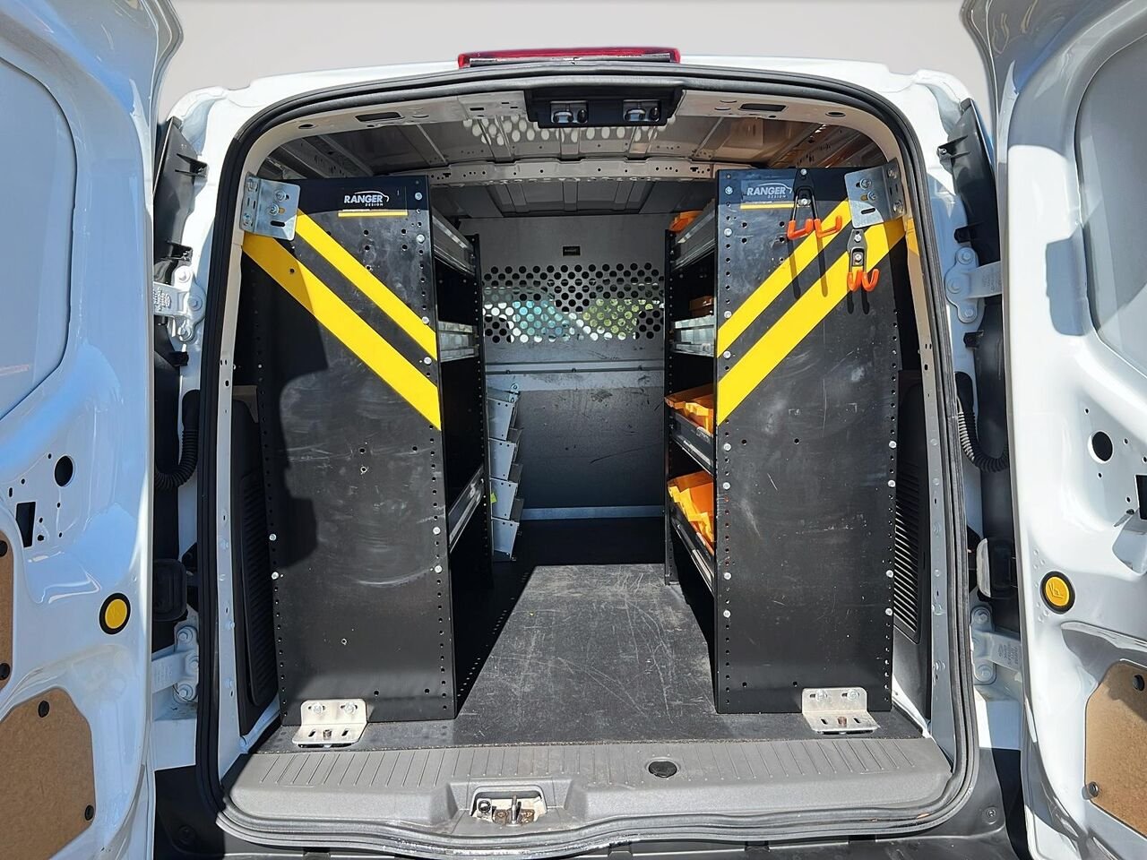 2023 Ford Fourgon Transit Connect White Québec - photo #5