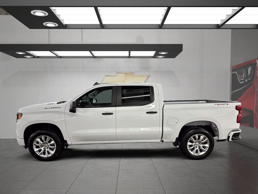 CHEVROLET Silverado 1500 PERSONNALISÉE 2026 BLANC SOMMET