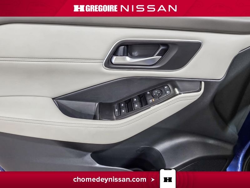2021 Nissan Rogue Blue Laval - photo #15