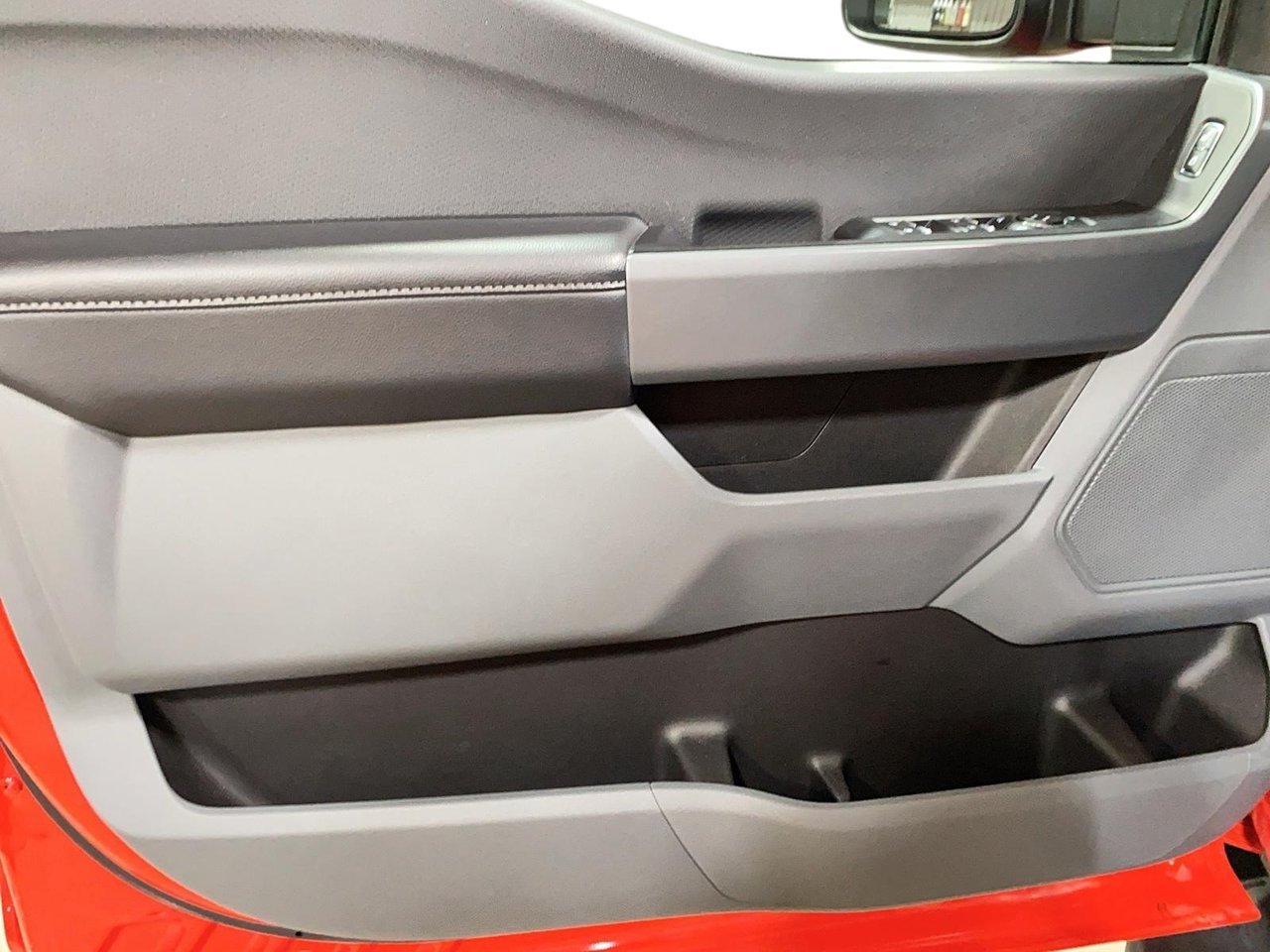 2023 Ford F-150 xlt Red Baie-Comeau - photo #9