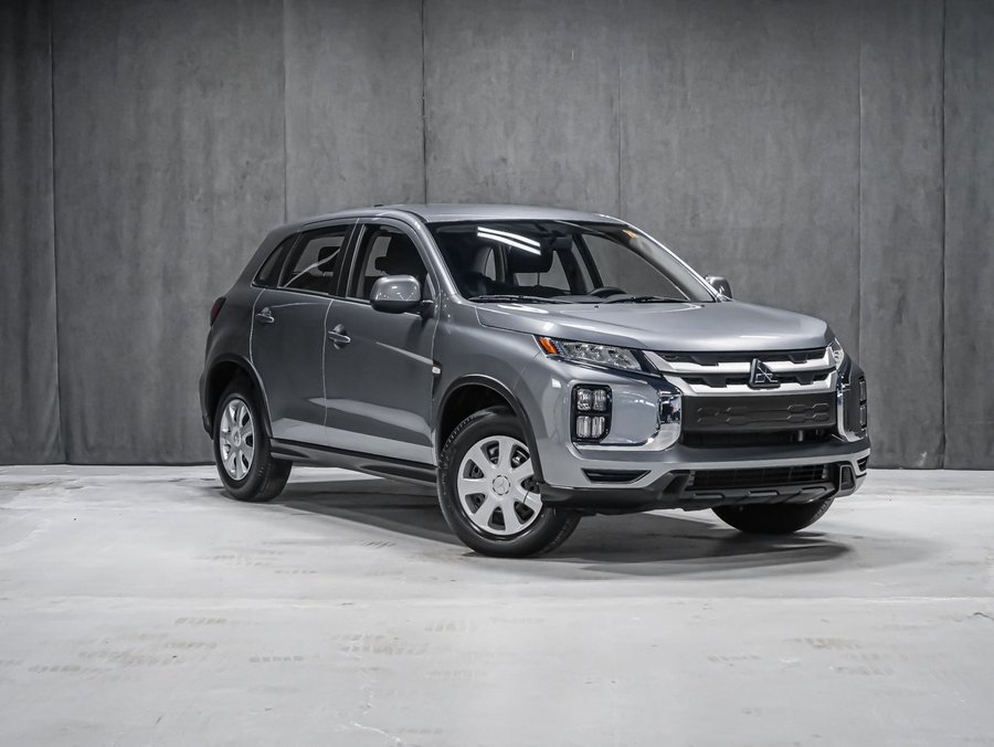 2025 Mitsubishi RVR ES Grey