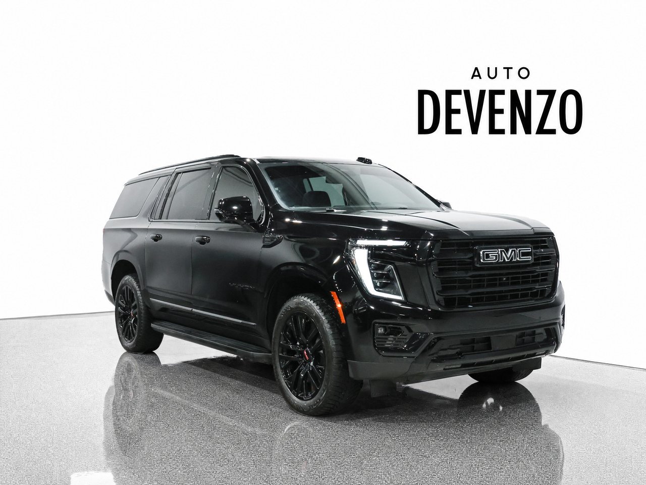 GMC Yukon XL 2025 Noir Saint-Eustache - photo #0