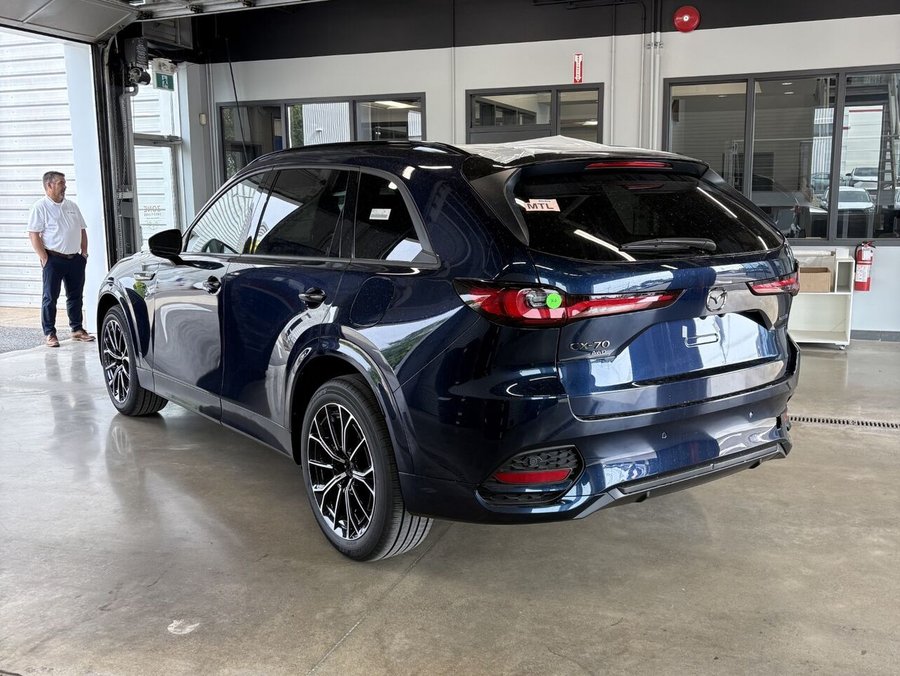 2026 MAZDA CX-70 PHEV GT TI Deep Crystal Blue Mica