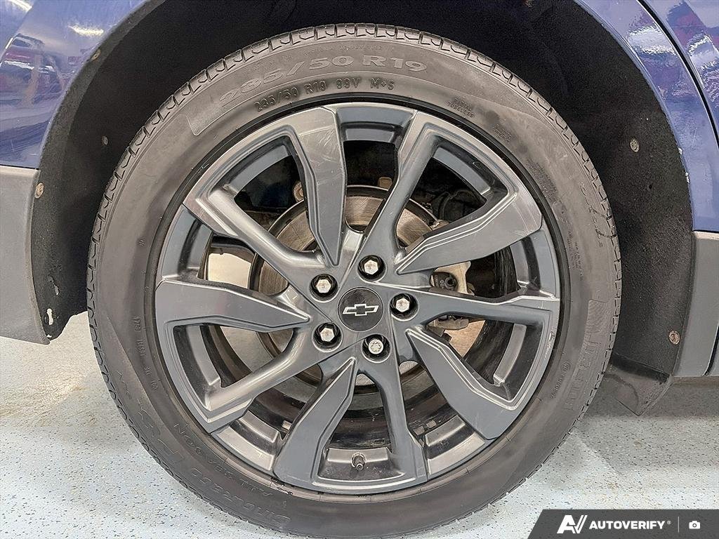 2022 Chevrolet Equinox 2602296A | RS, fully reconditioned, new brakes, priced to sell quickly Blue Edmonton - photo #5