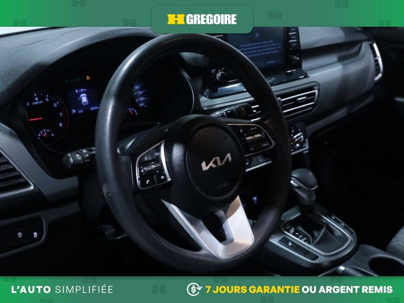 2023 Kia Seltos White Laval - photo #11