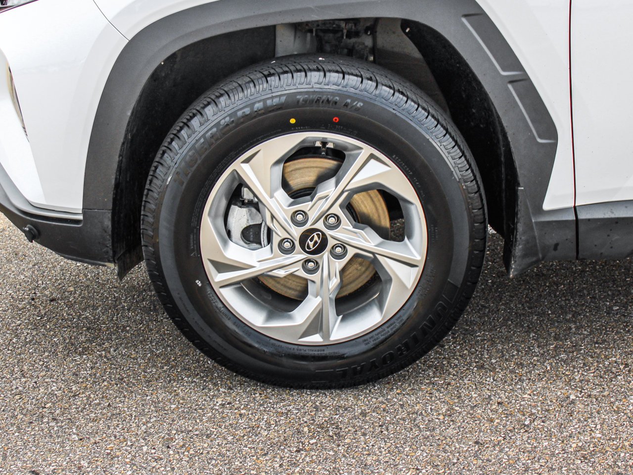 2023 Hyundai Tucson Preferred AWD White Sherwood Park - photo #11