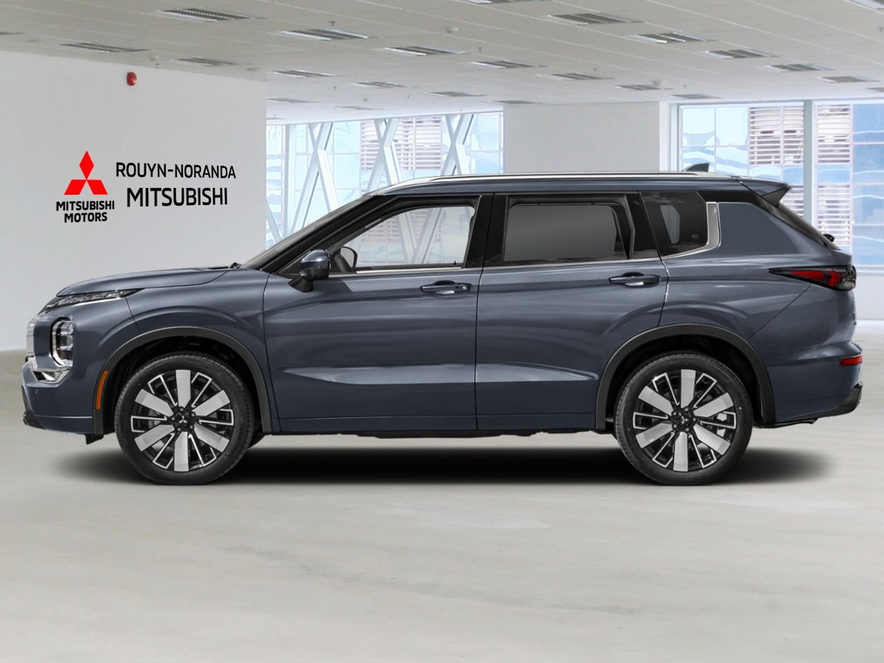 2026 Mitsubishi Outlander Graphite Grey Rouyn-Noranda - photo #2