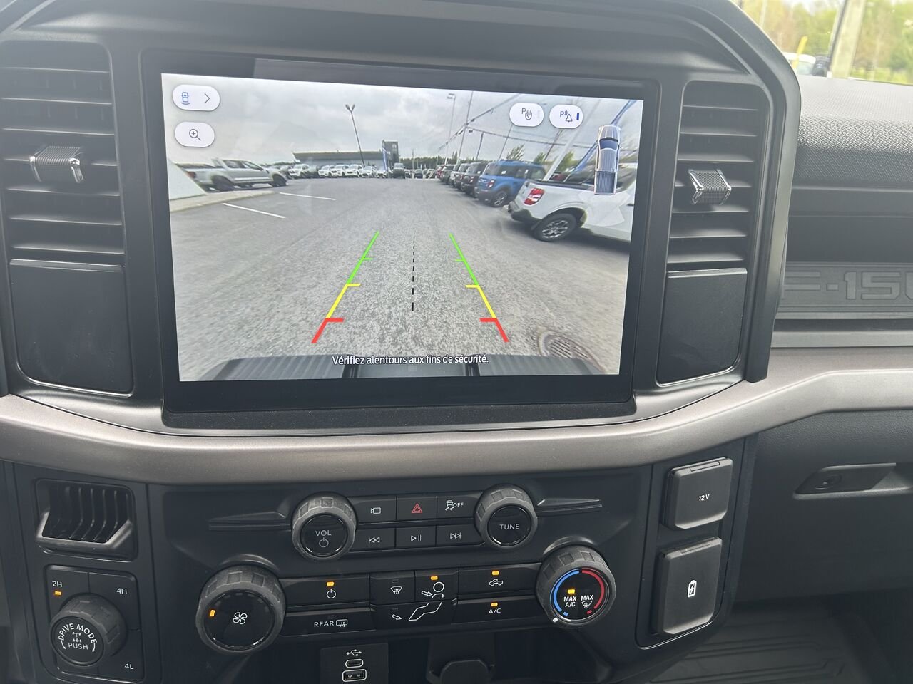 2025 Ford F-150 SPÉCIAL DEMO White Montmagny - photo #12