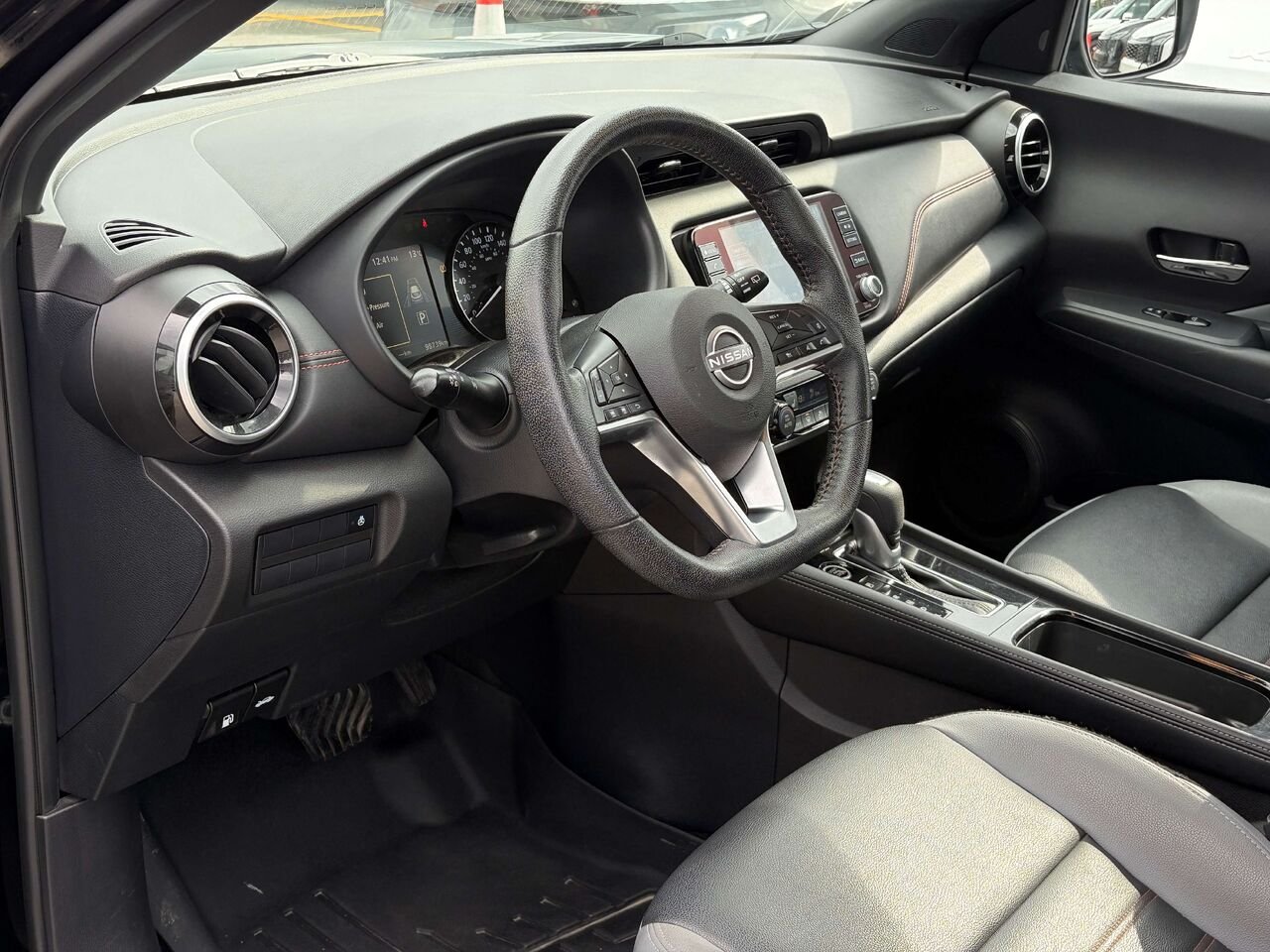 Nissan Kicks 2023 Noir Gatineau - photo #11