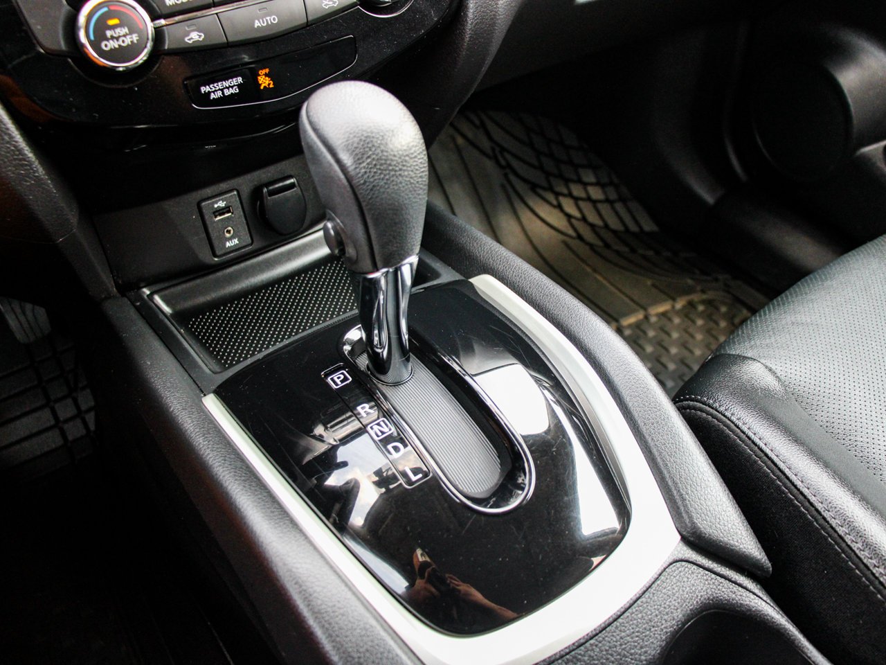 2016 Nissan Rogue AWD 4dr SL Grey Sherwood Park - photo #24