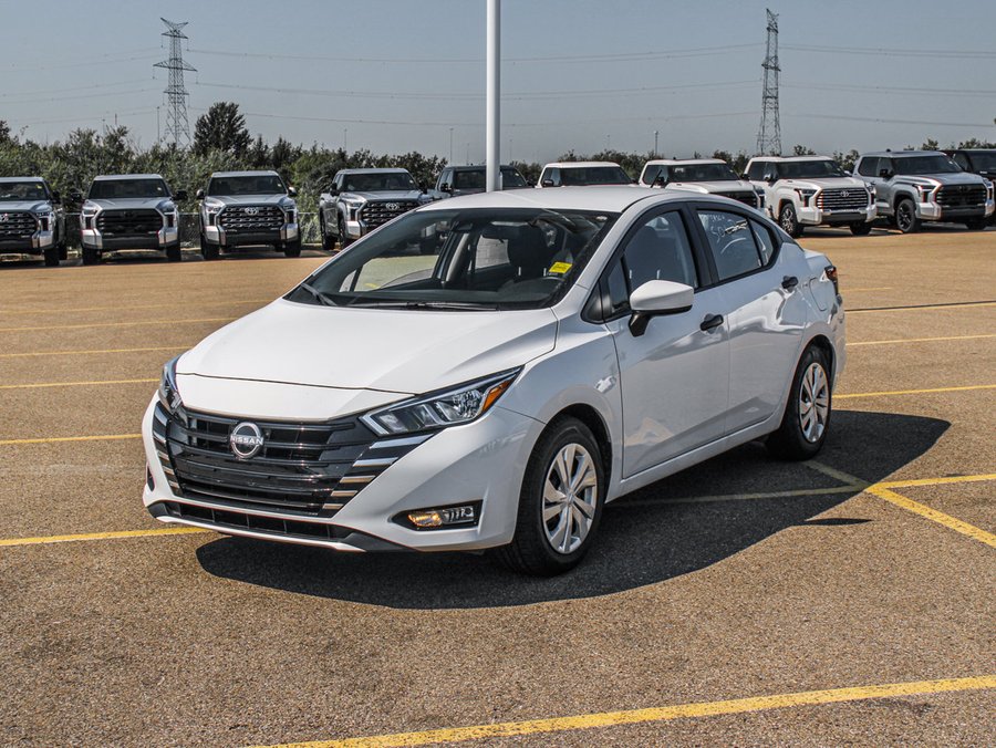 2025 Nissan Versa 2025 White
