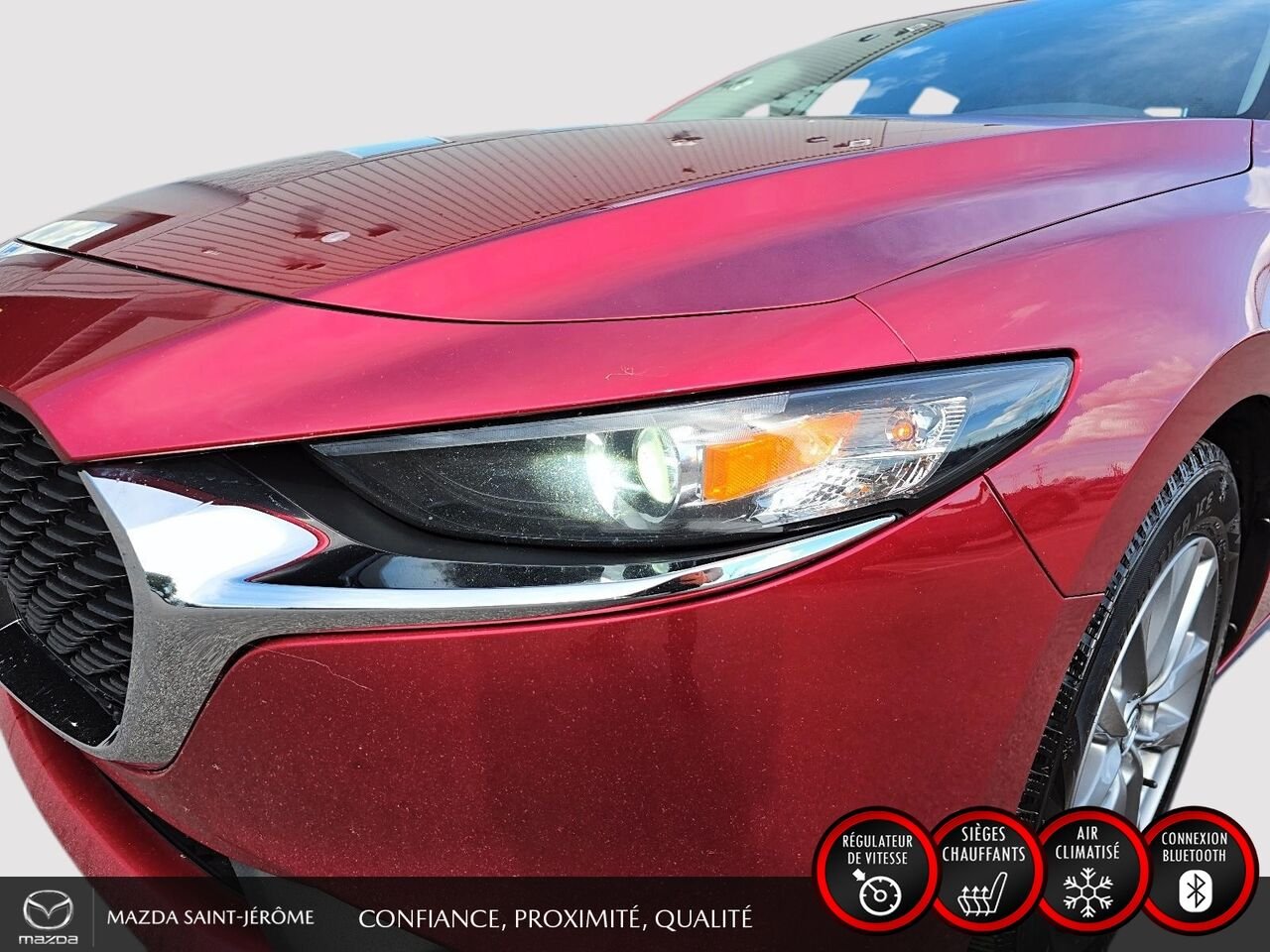 2023 Mazda Mazda3 Red Ste-Agathe des Monts - photo #1