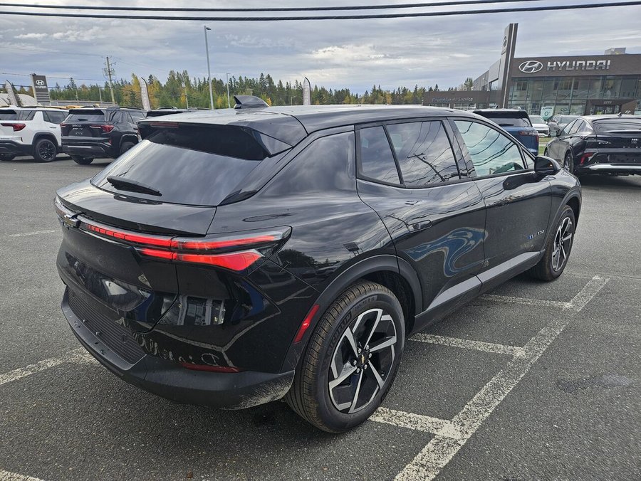 2027 Chevrolet Equinox EV LT1 4 portes avec PCY Black