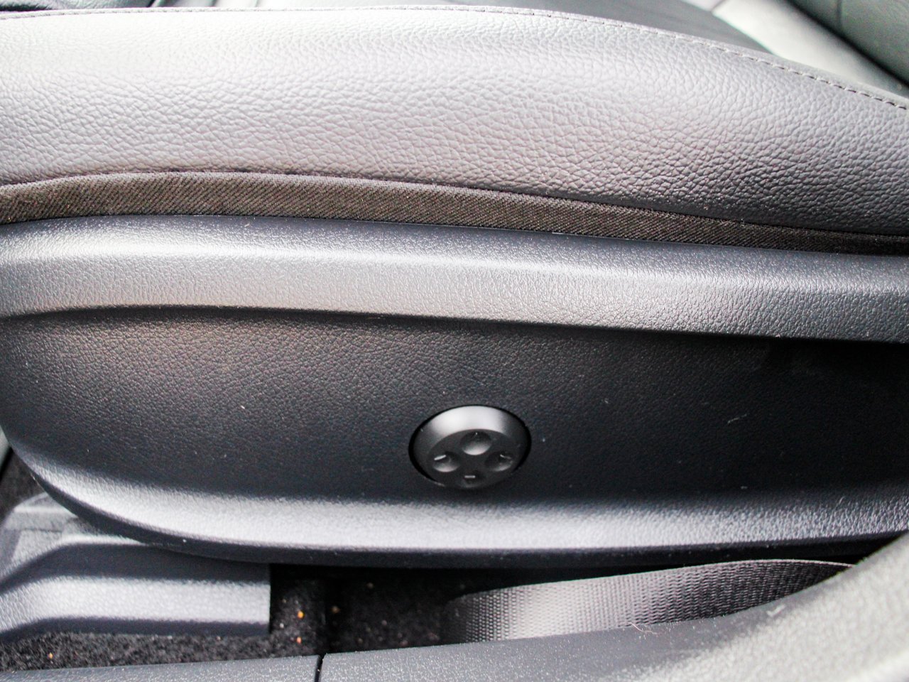 2026 Mercedes-Benz CLA CLA 250 4MATIC Coupe Black Sherwood Park - photo #14