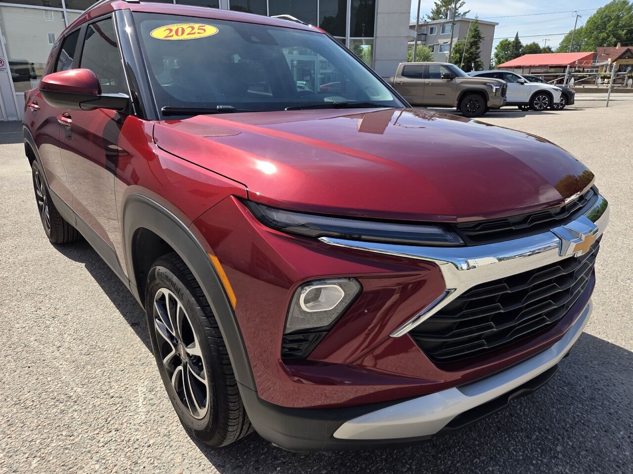 2025 CHEVROLET TRAILBLAZER Red Mont-Laurier - photo #2