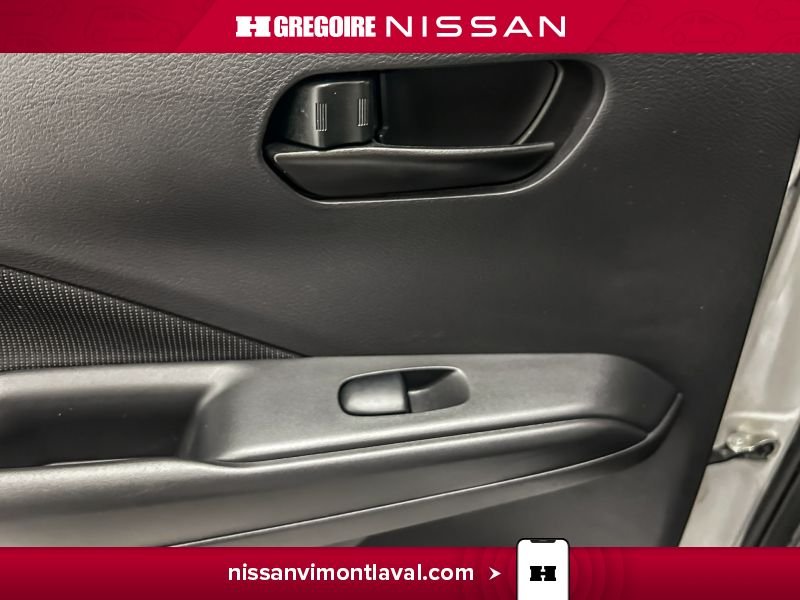 2021 Nissan Kicks White Saint-Eustache - photo #17