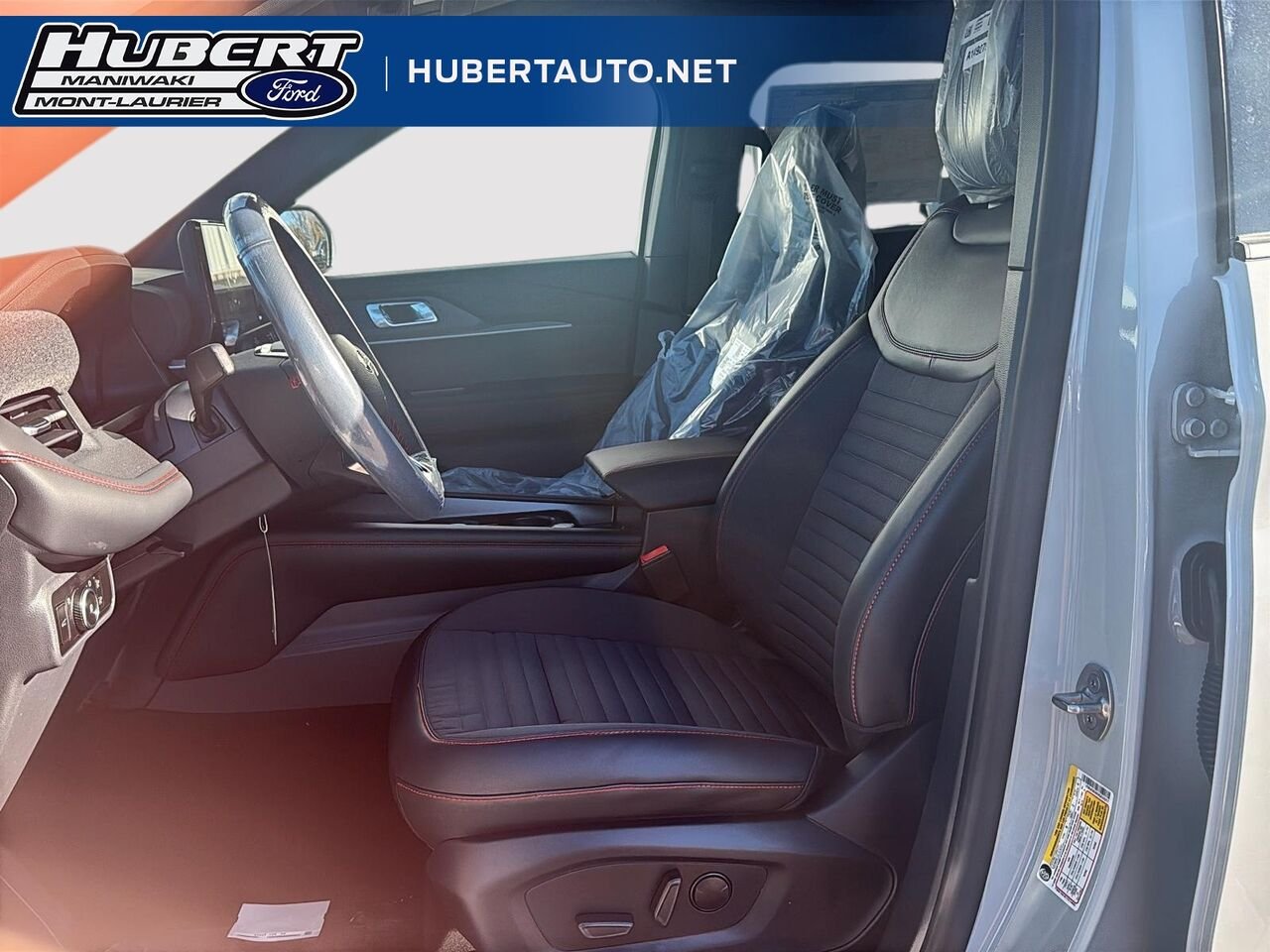Ford Explorer 2027 Blanc astral métallisé trois couches Mont-Laurier - photo #8