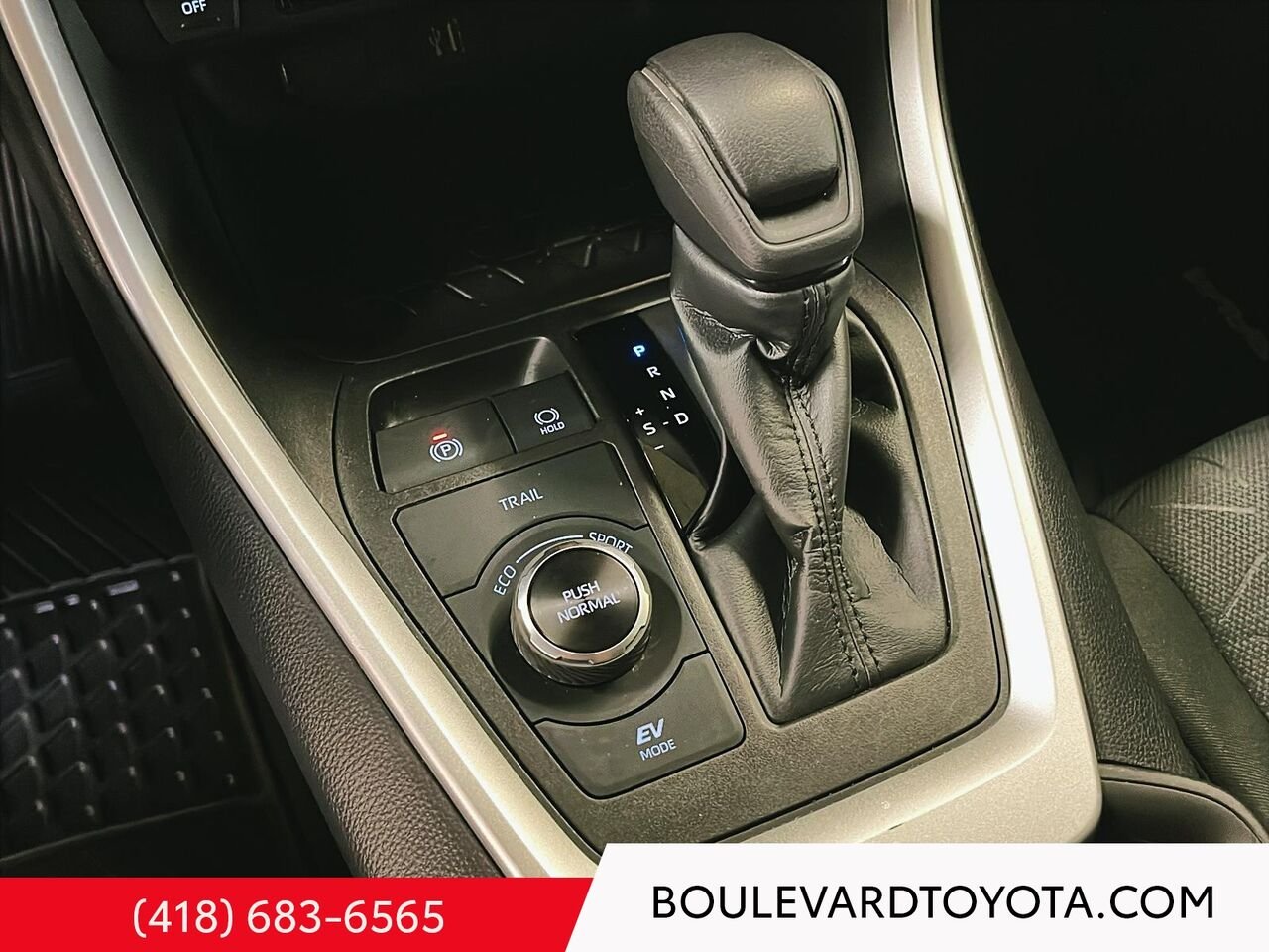 Toyota RAV4 531852-48 | XLE, HYBRIDE, AWD 2023 Argent Québec - photo #17