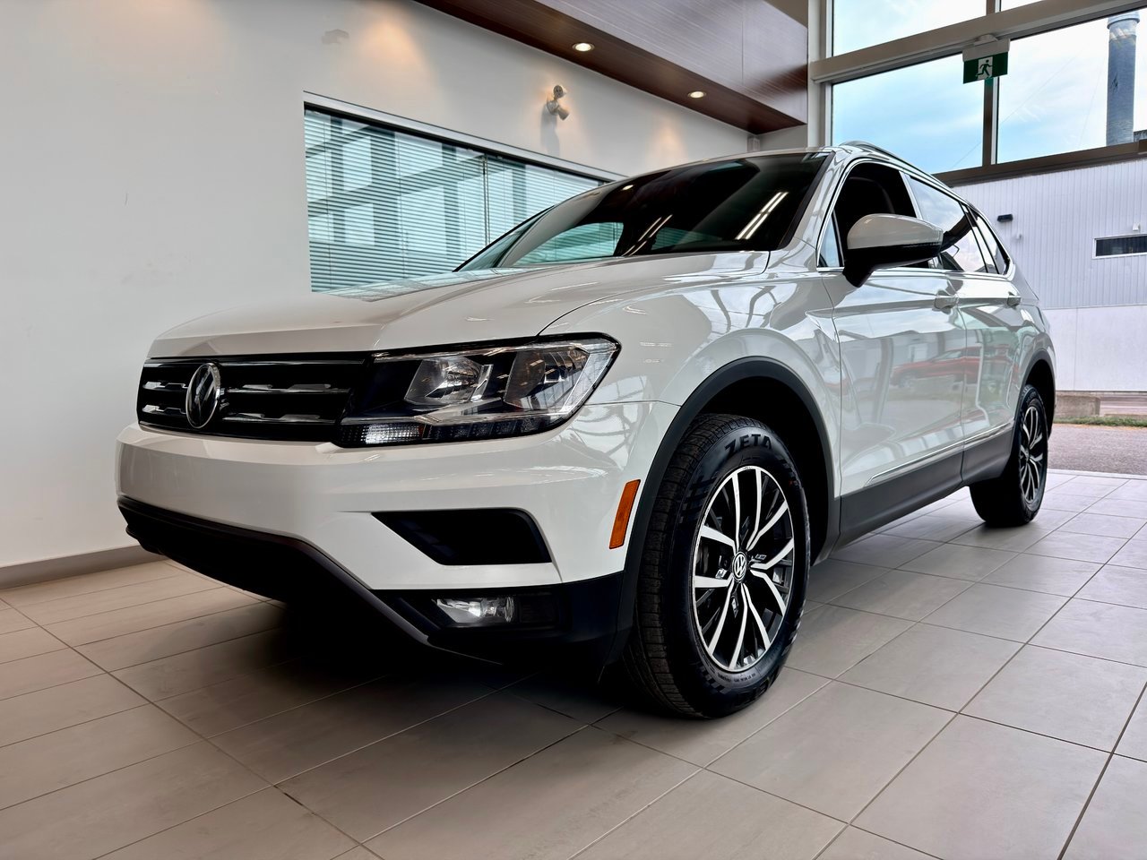 2021 Volkswagen Tiguan White Notre-Dame-des-Prairies - photo #3
