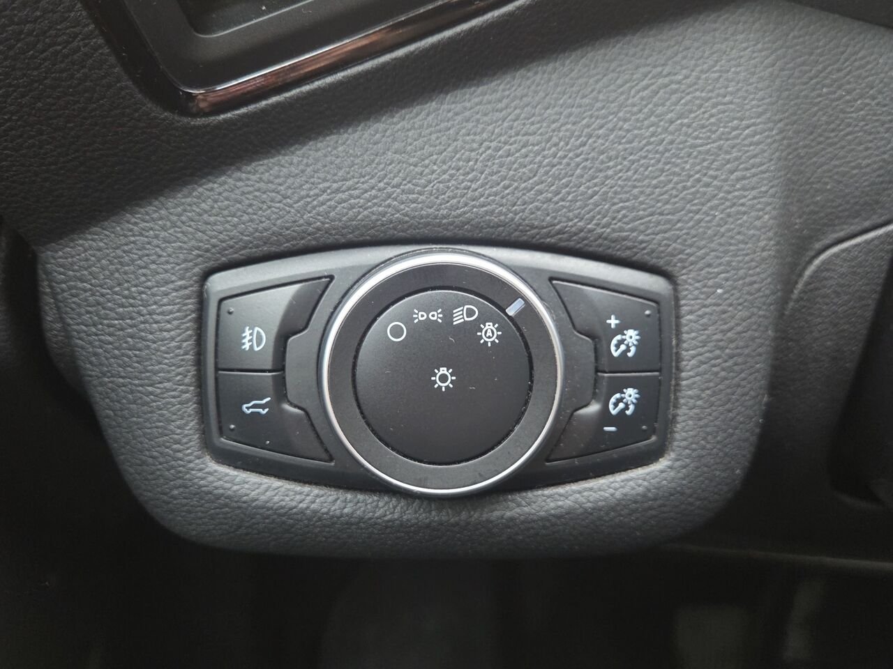 Ford Escape Titanium 2017 Noir Granby - photo #19