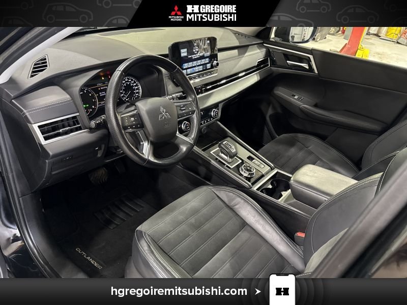 Mitsubishi Outlander MR4634 | LE Premium *AWD Mags *A partir 0.9%* Carplay 2022 Noir Laval - photo #17