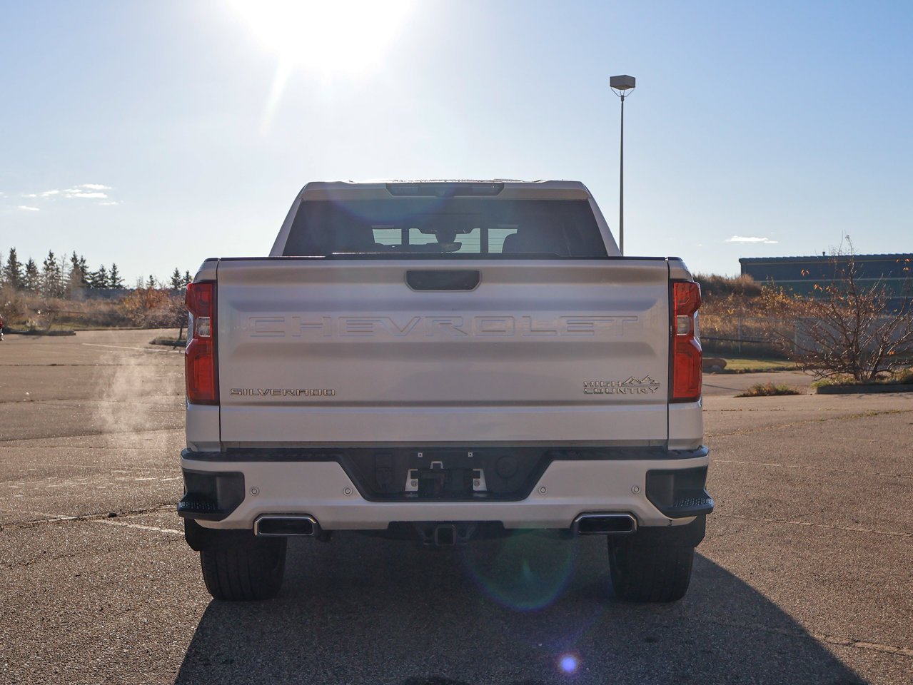 2020 Chevrolet Silverado 1500 4WD Crew Cab 147 High Country White Sherwood Park - photo #11