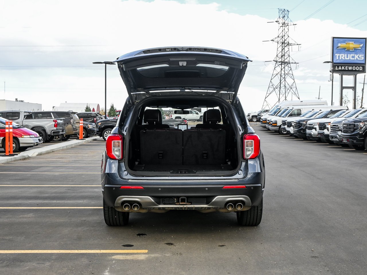 2020 Ford Explorer Platinum 4WD Blue Sherwood Park - photo #13
