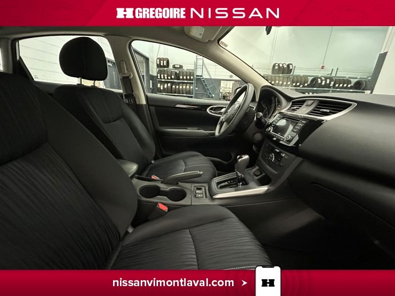 2018 Nissan Sentra White Laval - photo #11