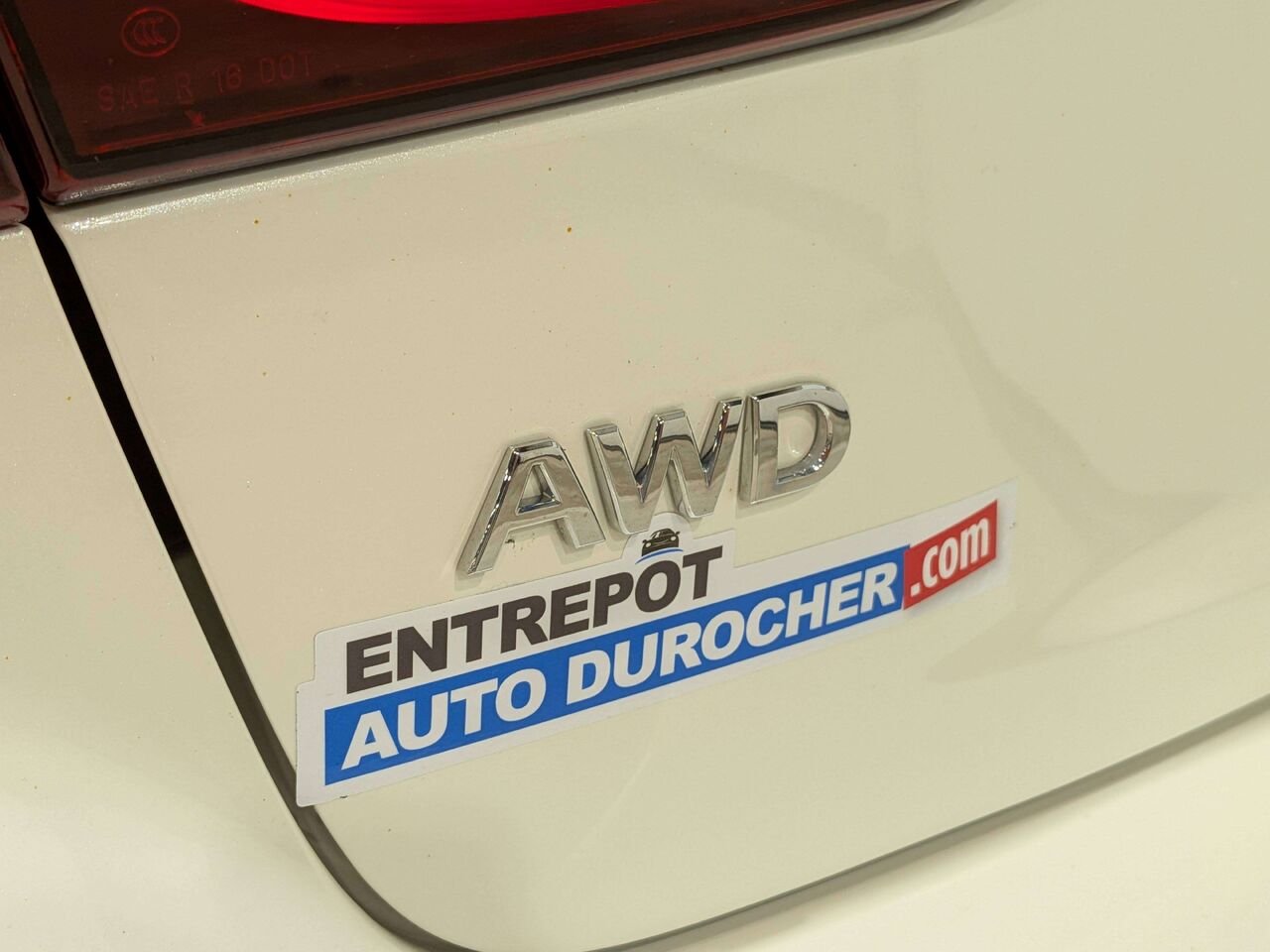 2024 INFINITI Q50 LUXE AWD White Val-David - photo #39