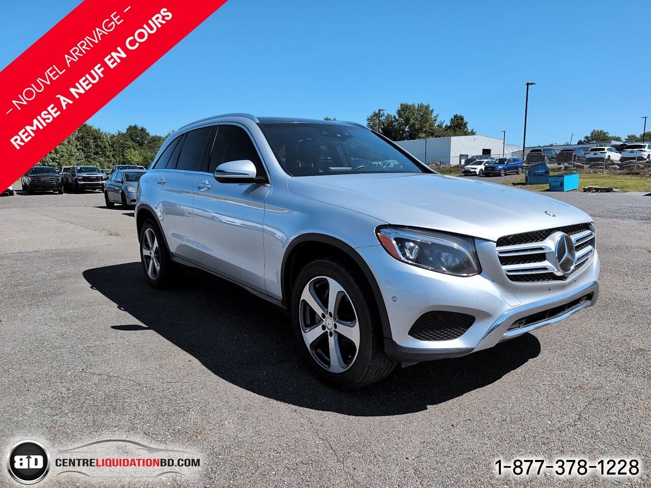 2017 Mercedes-Benz GLC GLC 300 4MATIC | BD0390 Silver Granby - photo #2