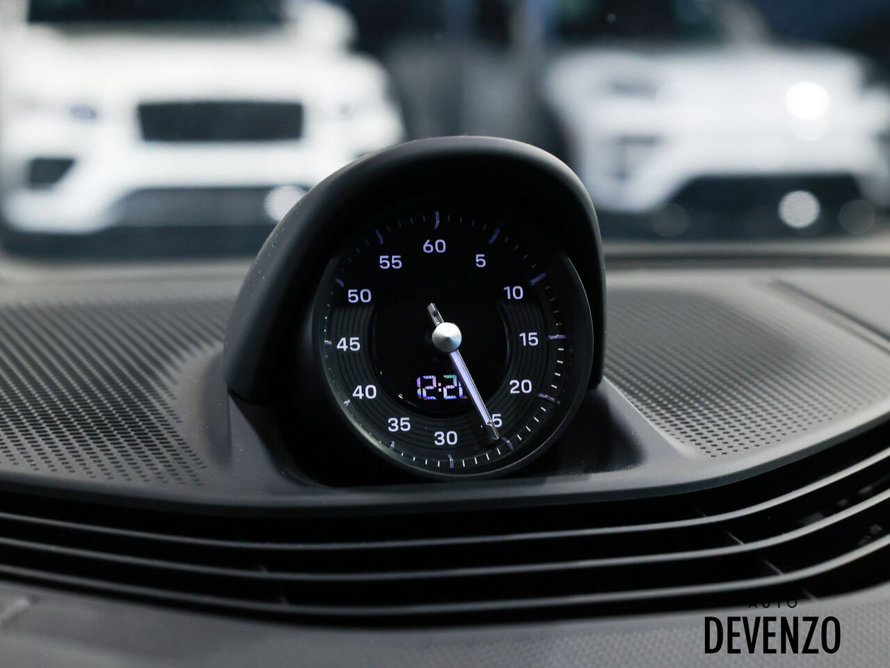 Porsche Taycan 2023 Noir Saint-Eustache - photo #15