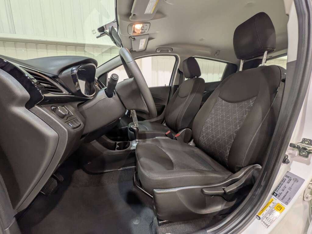Chevrolet Spark 2020 Blanc Val-David - photo #1