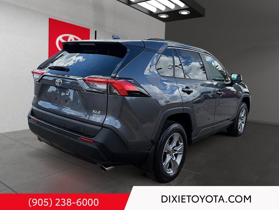 2025 Toyota RAV4 XLE AWD Grey