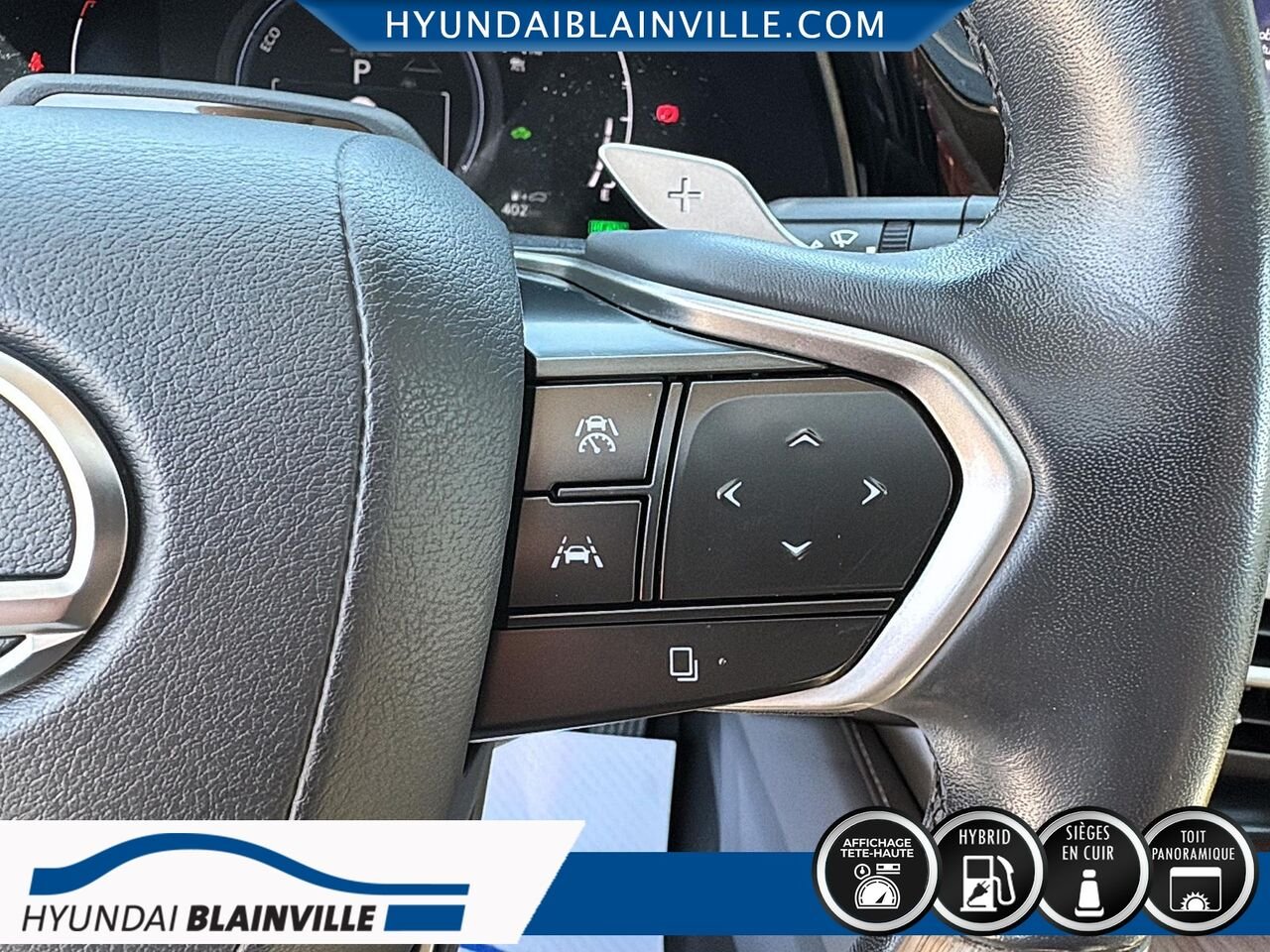 2023 Lexus RX White Blainville - photo #17