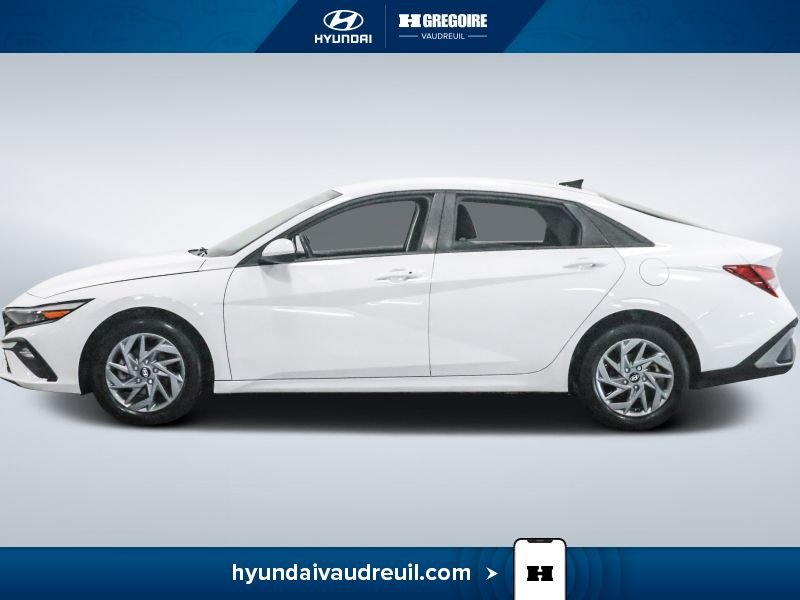 Hyundai Elantra YR830 | Preferred IVT 2025 Blanc Laval - photo #5